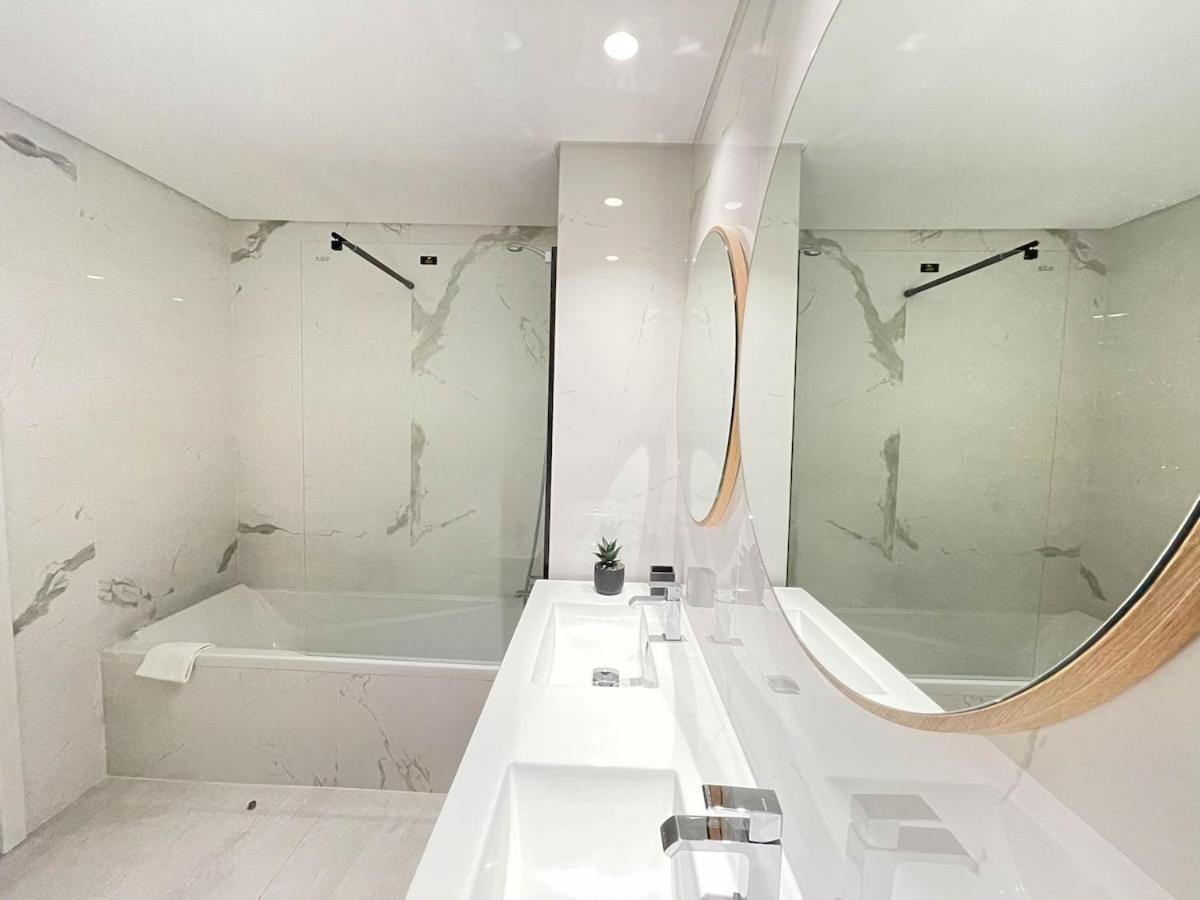 Saint Lucas 2 Bedroom Holliday Apartment Funchal (Madeira)